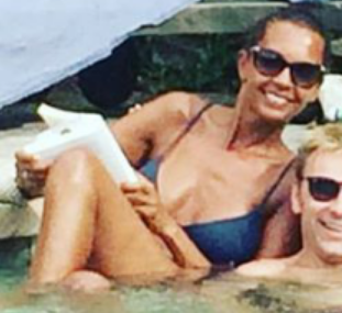 Karine Lemarchand Sexy 18.PNG
