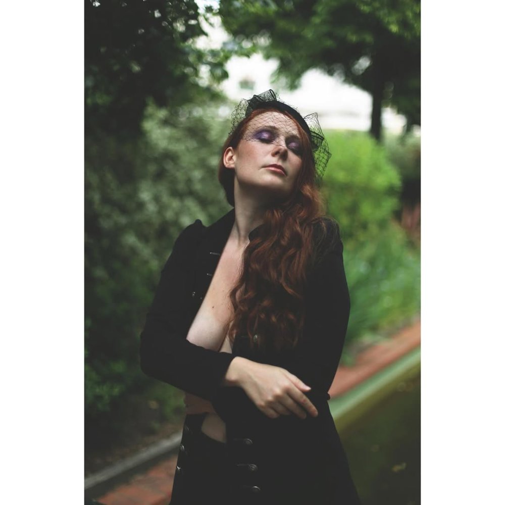 Une petite touche de verdure pour finir avec cette série !Makeup- @melle_kris MahautCanon 6d50...jpg