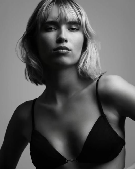 Eve Bzh Sexy 46.JPG