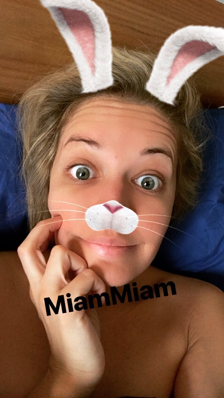 Carine Galli Sexy 36.jpg