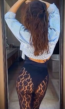 Sophie Coste Sexy 75.jpg