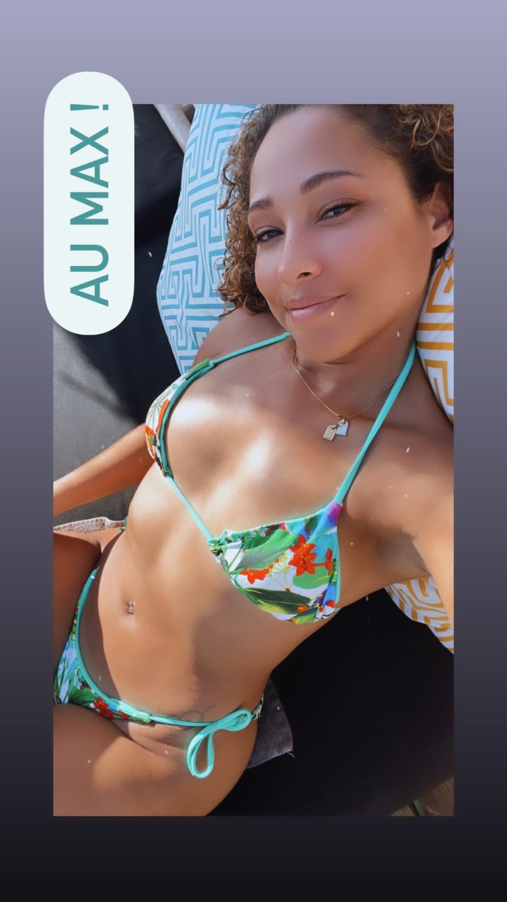 Virginie Sainsily Sexy 28.jpg