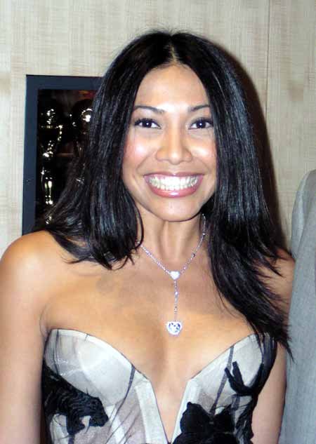 Anggun Sexy 14.jpg