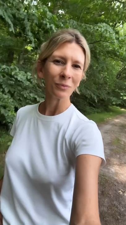 Helene Gateau Sexy 11.JPG