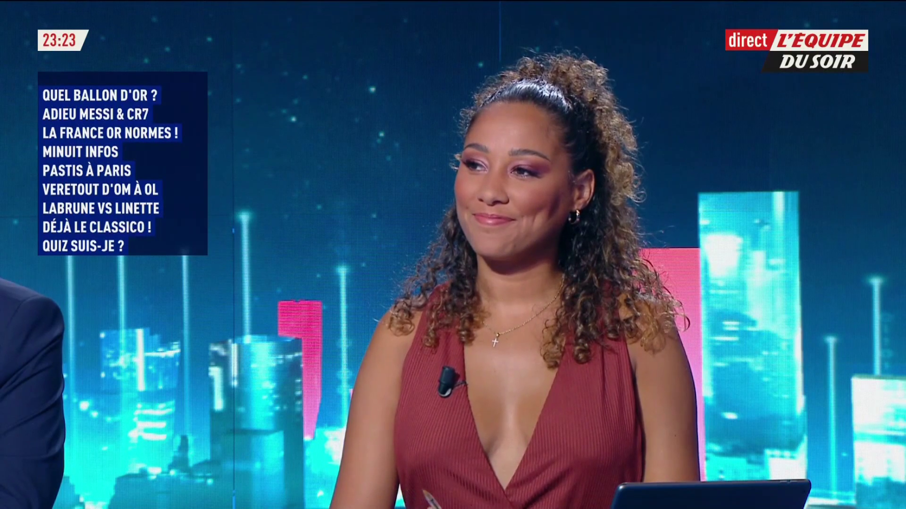Virginie Sainsily Sexy 111.png