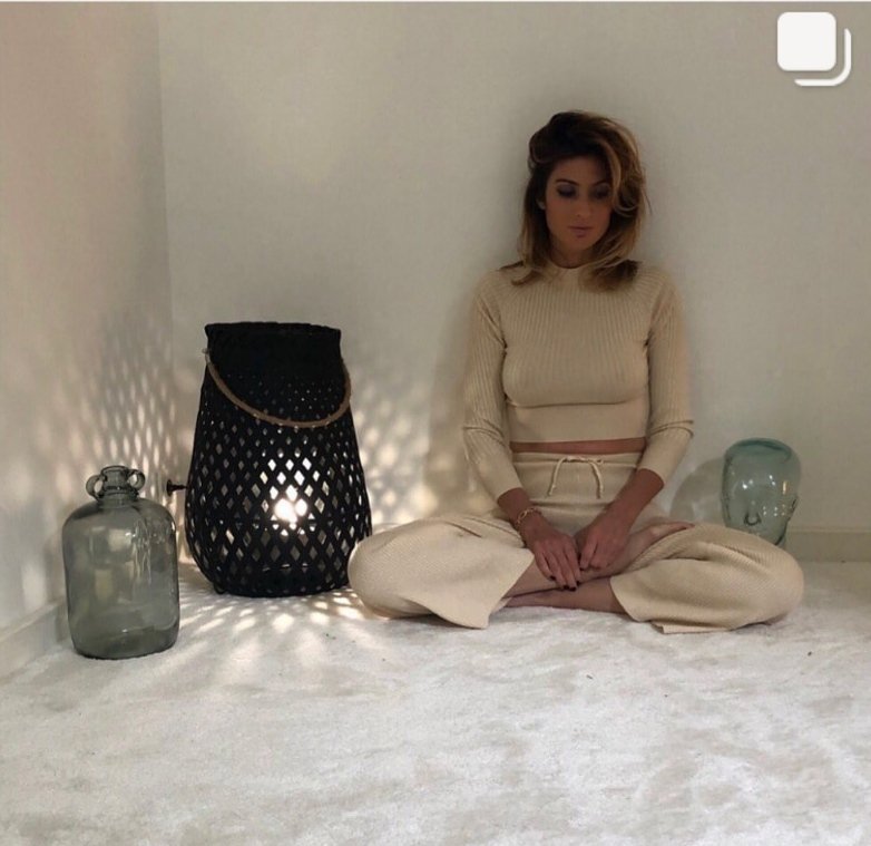 Caroline Iithurbide Sexy 31.jpg