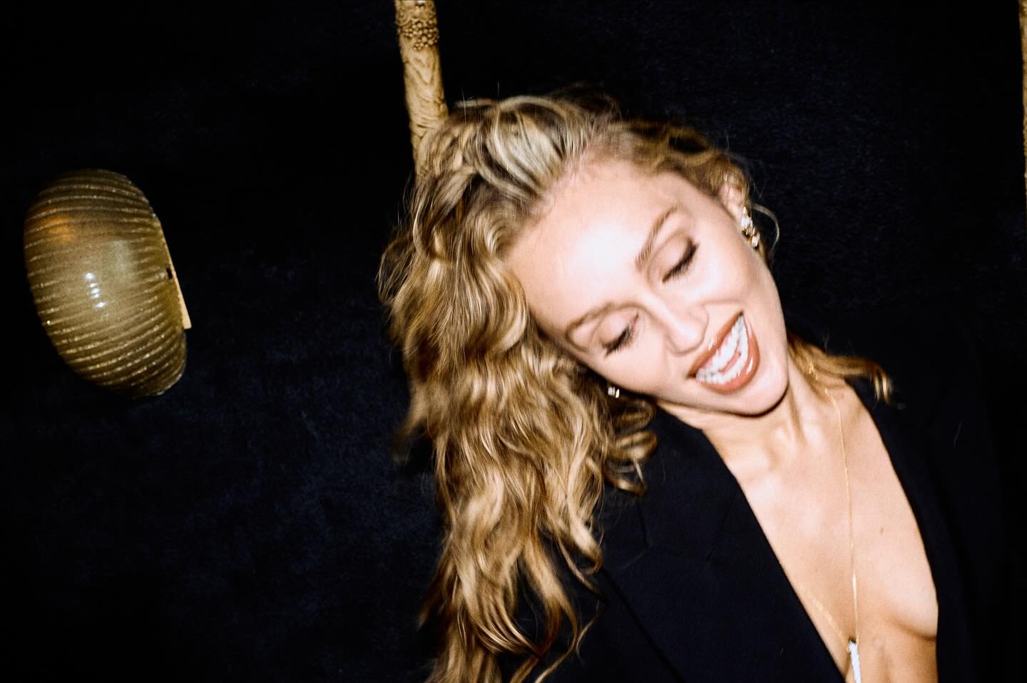 mileycyrus_20251025_p_3751356968515857091_9_3751356951562431320.jpg