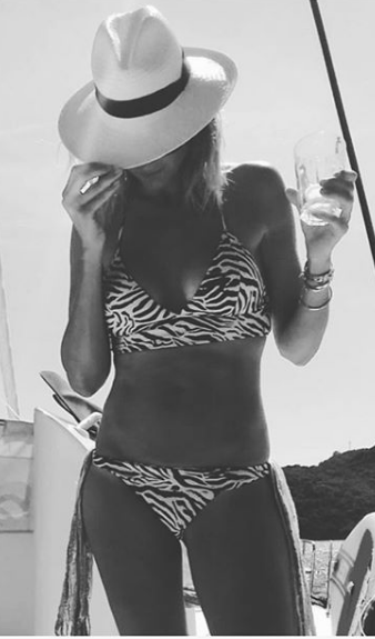 Caroline Iithurbide Sexy 22.png