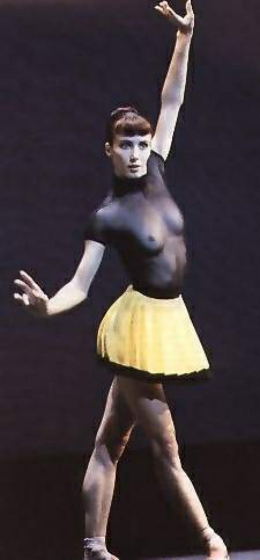 Sylvie Guillem Topless 9.jpg Sylvie Guillem Topless 9.jpg