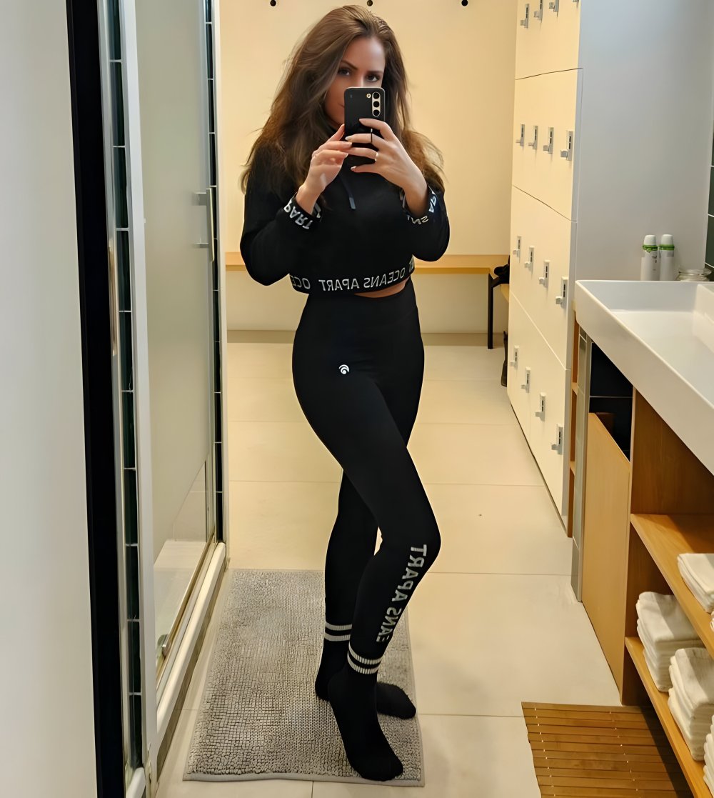 pixelcut-export - 2024-12-17T094621.419.jpeg