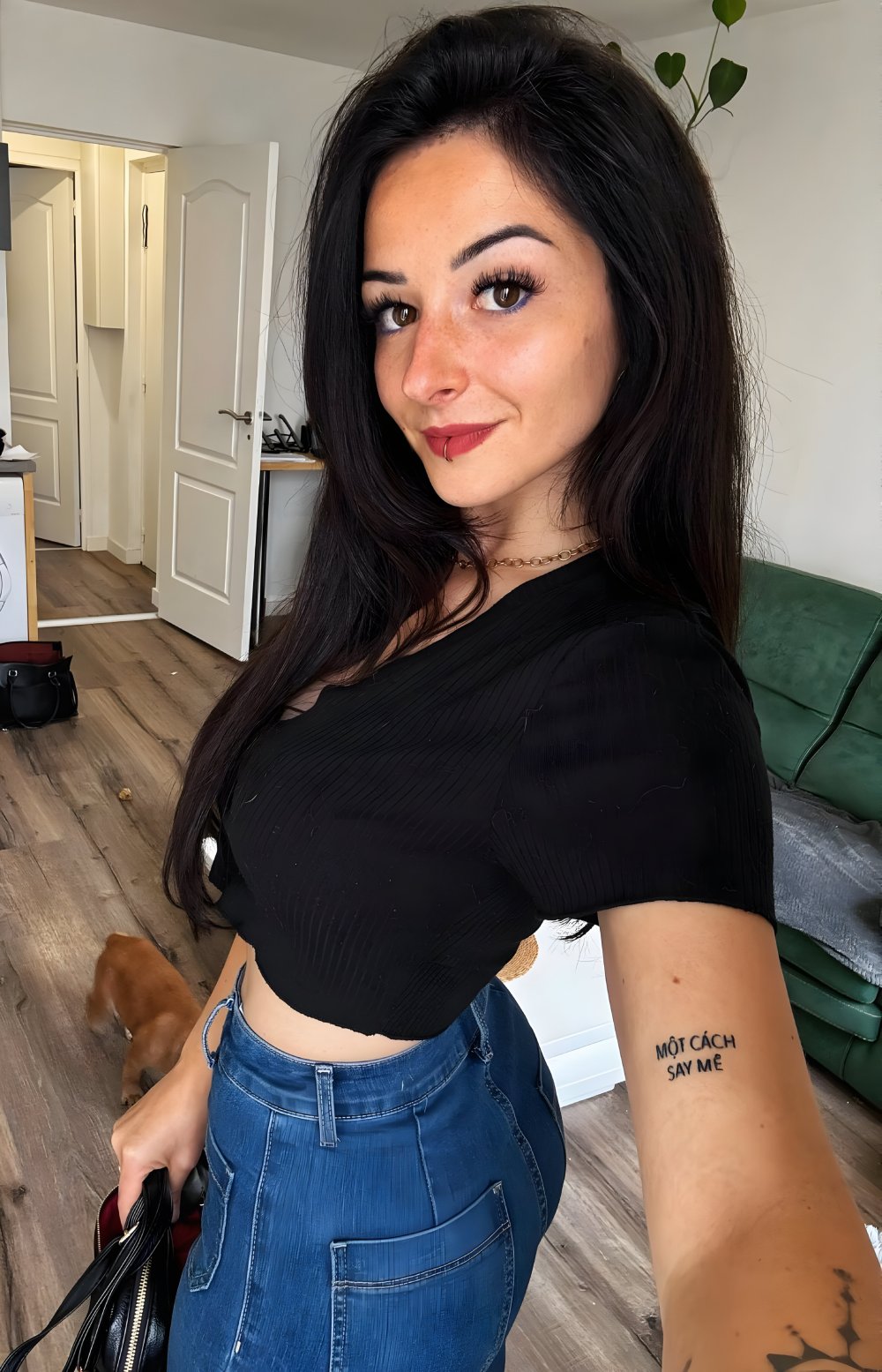 pixelcut-export - 2024-12-16T102744.436.jpeg