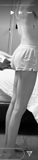 Fiona Deshayes Sexy 20.JPG