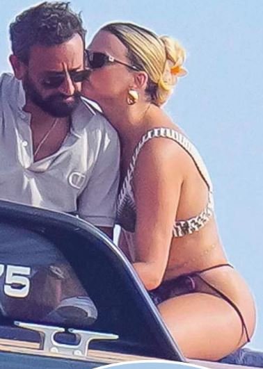 Kelly Vedovelli Sexy 76.jpg