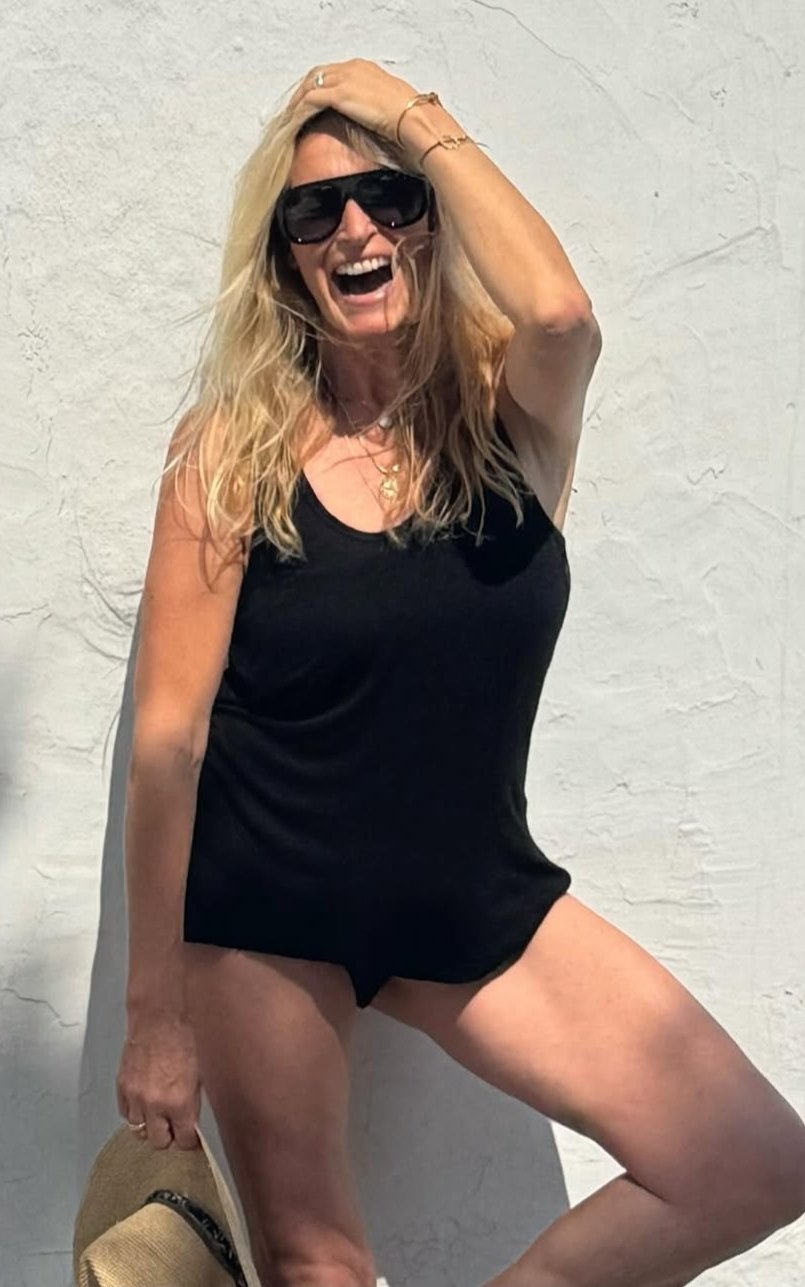 Estelle Lefebure Sexy 29.jpg