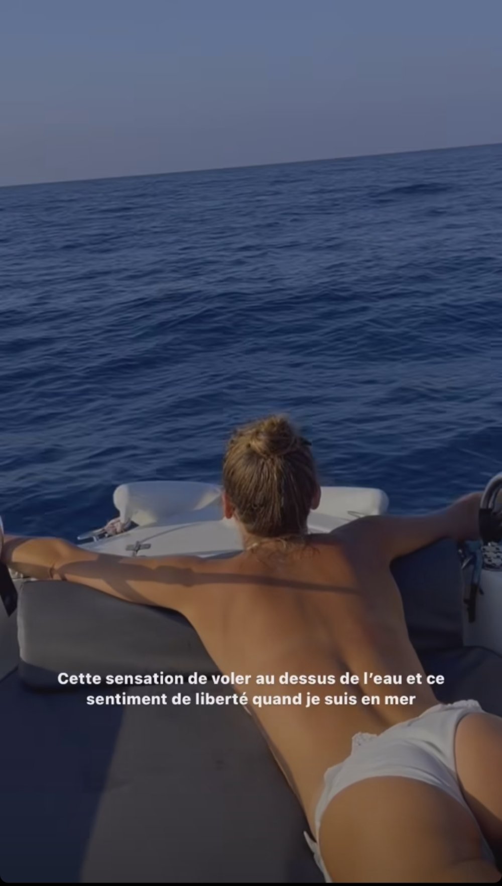 Amandine Petit Sexy 19.jpg