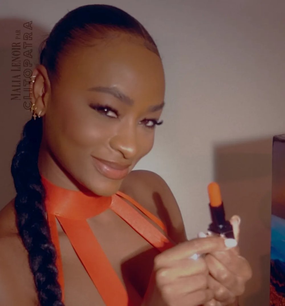 #20 Malia Lenoir & le rouge à lèvres vibrant1.jpg