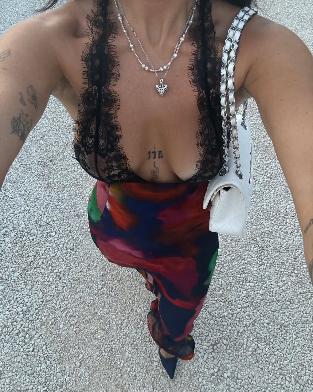 la dolce vita finalement 🍇💗🌸🍸💐 (1).jpg