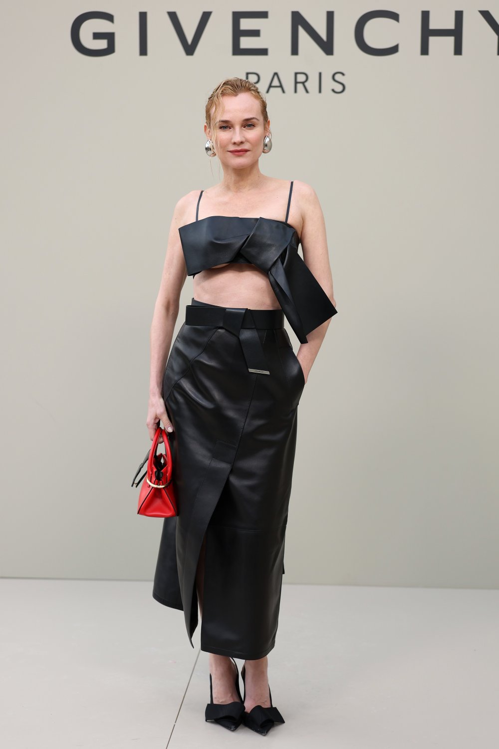 Diane_Kruger_at_Givenchy_Fashion_Show_Paris_Fashion_Week_03-06-20260001.jpg