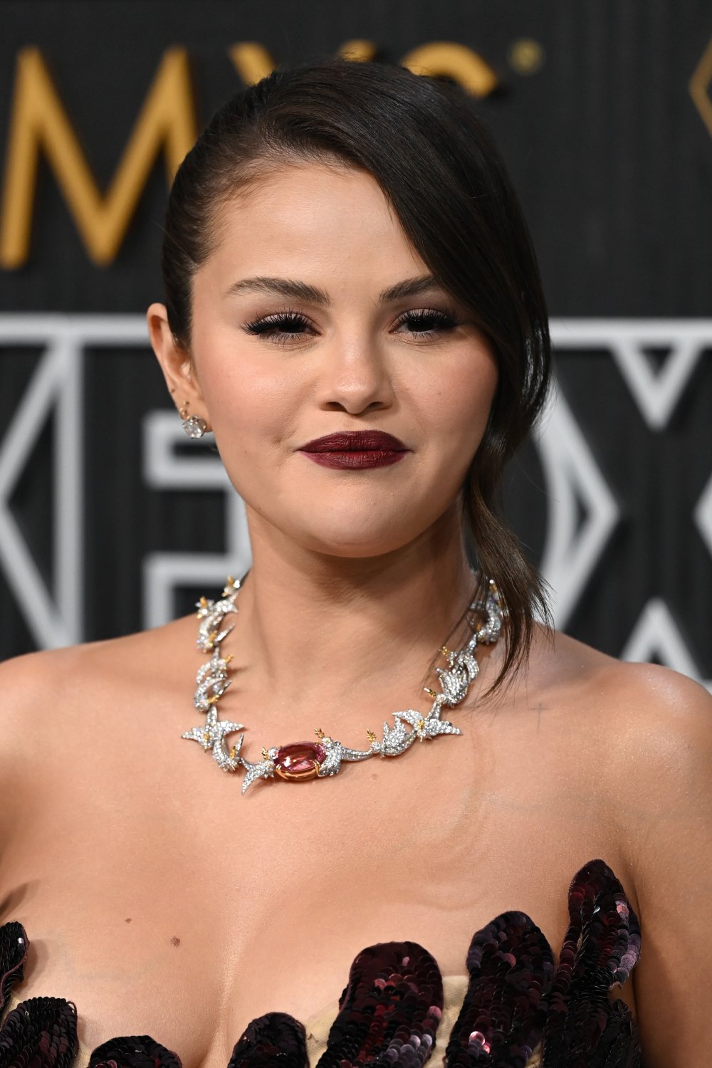 437972918_selena-34.jpg