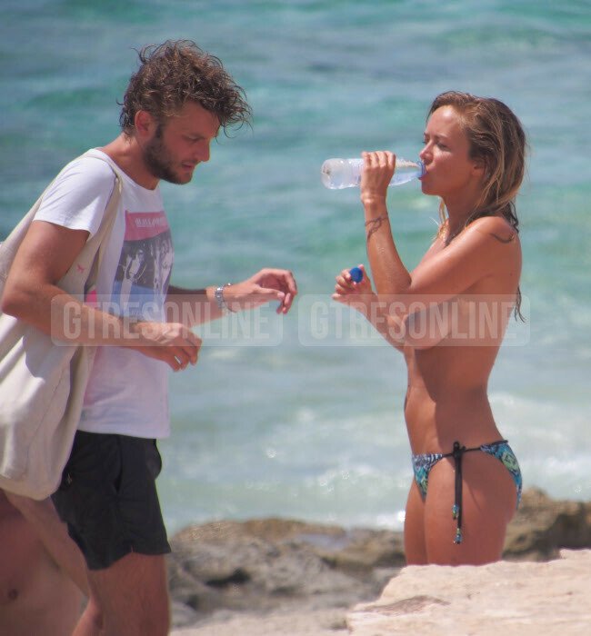 Enora Malagre Topless 19.jpg