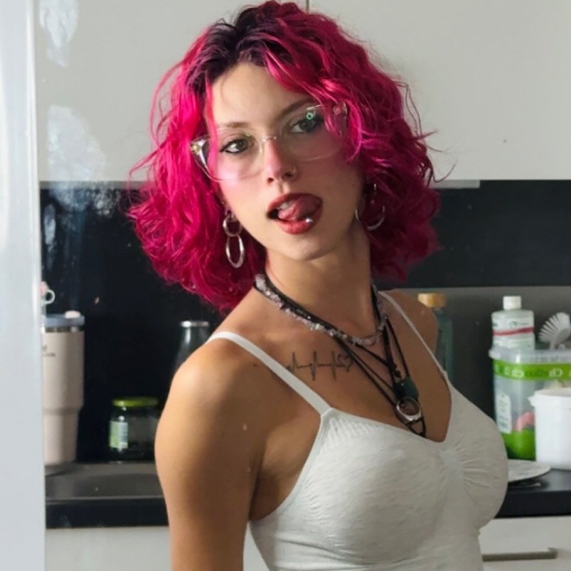 Melanie Jasmin (@jazzz_mel_x680.jpg