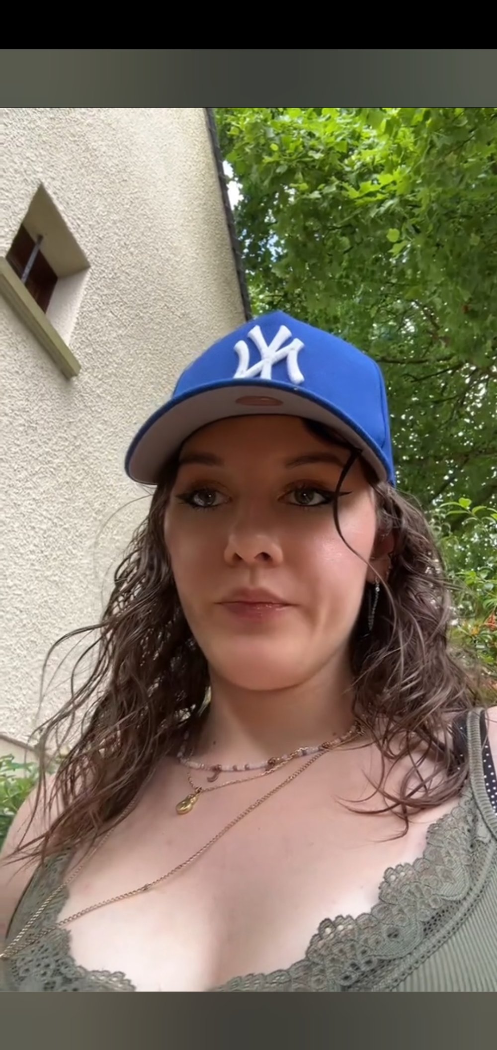 Screenshot_20260424_123112_Samsung Internet.jpg