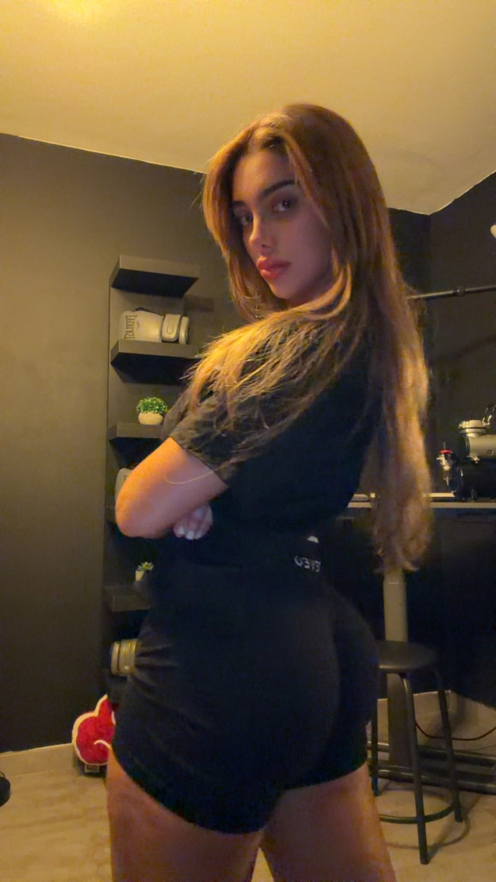 6980aff2c91540831405d3769f1df704.jpeg