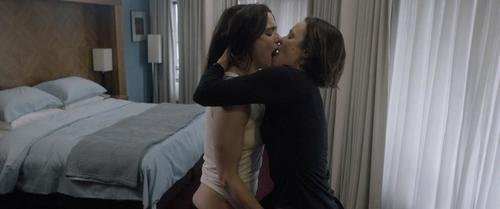 Rachel McAdams & Rachel Weisz - Disobedience - 4_1-500.jpeg