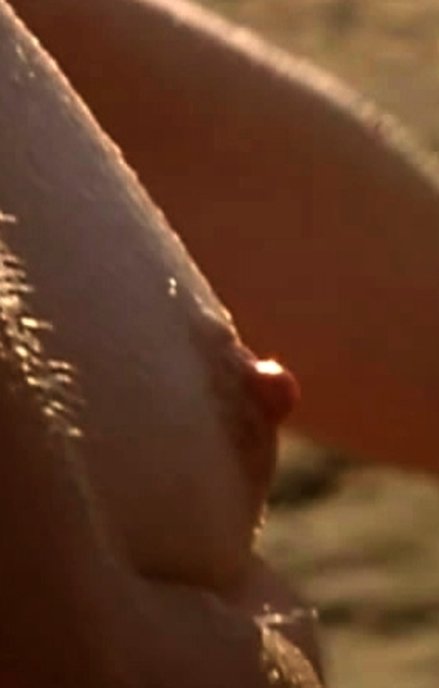 elisabeth-shue-topless.jpeg