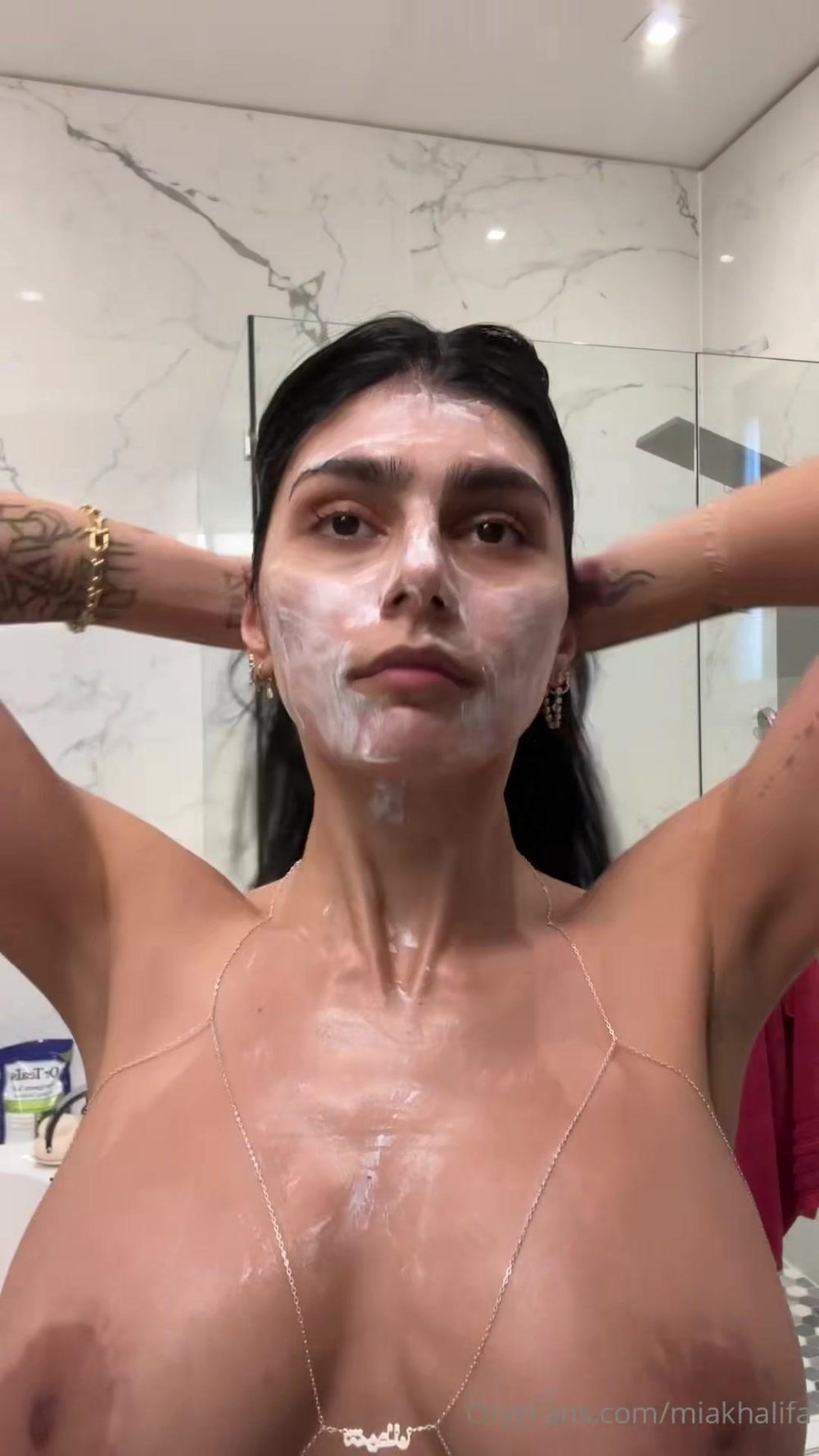 mia_khalifa_nude_shower_prep_part_2_onlyfans_video_leaked-KGLKEF.jpg