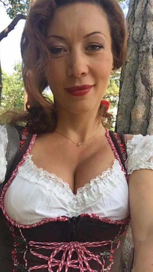 Monika Gossmann  (2).JPG