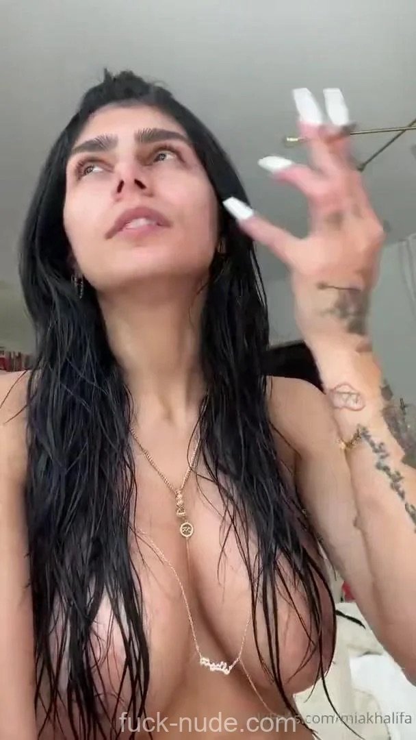 mia_khalifa_nude_topless_livestream_onlyfans_video_leaked-YNXIZD.jpeg