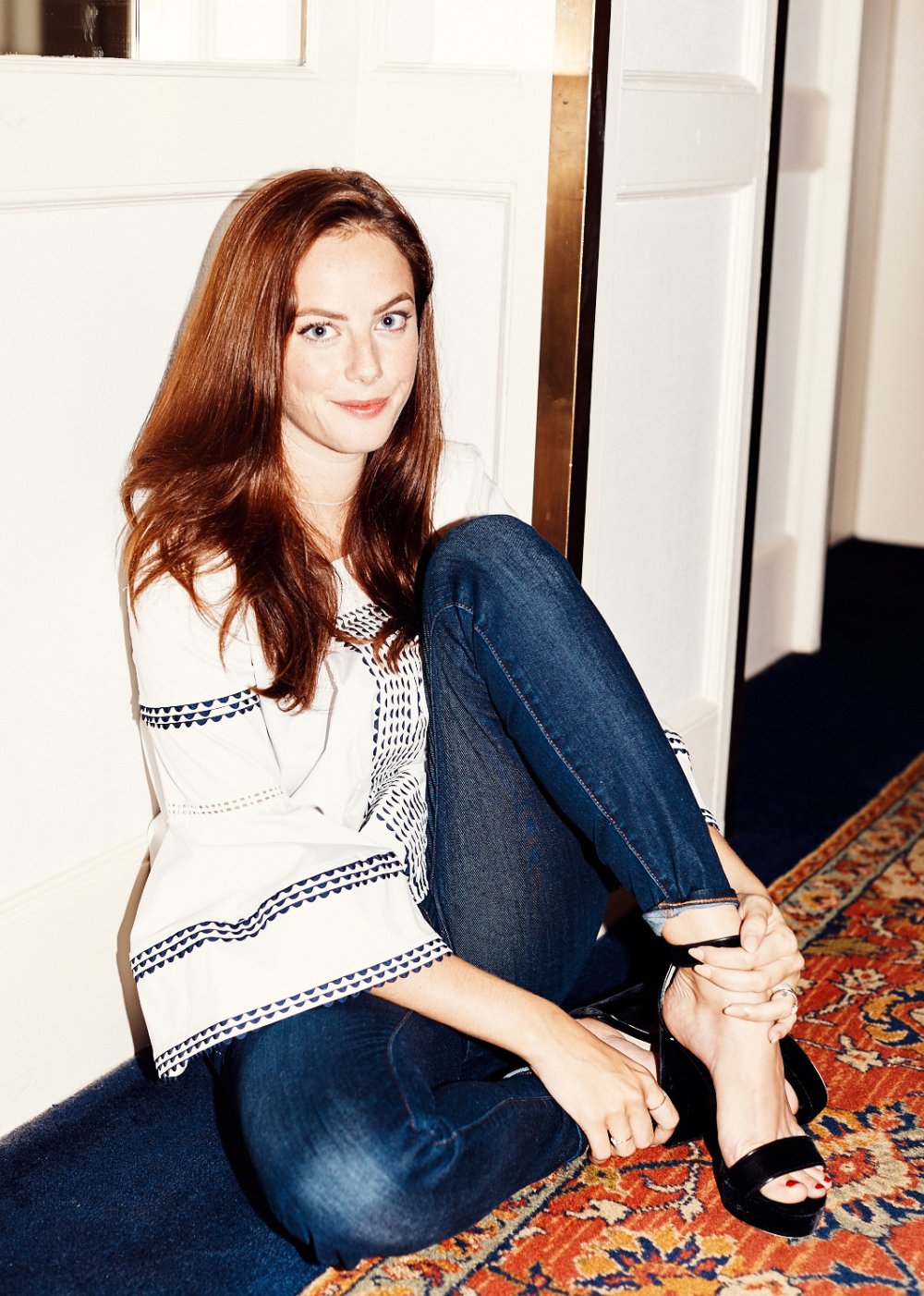 Kaya-Scodelario-Feet-2811165.jpg