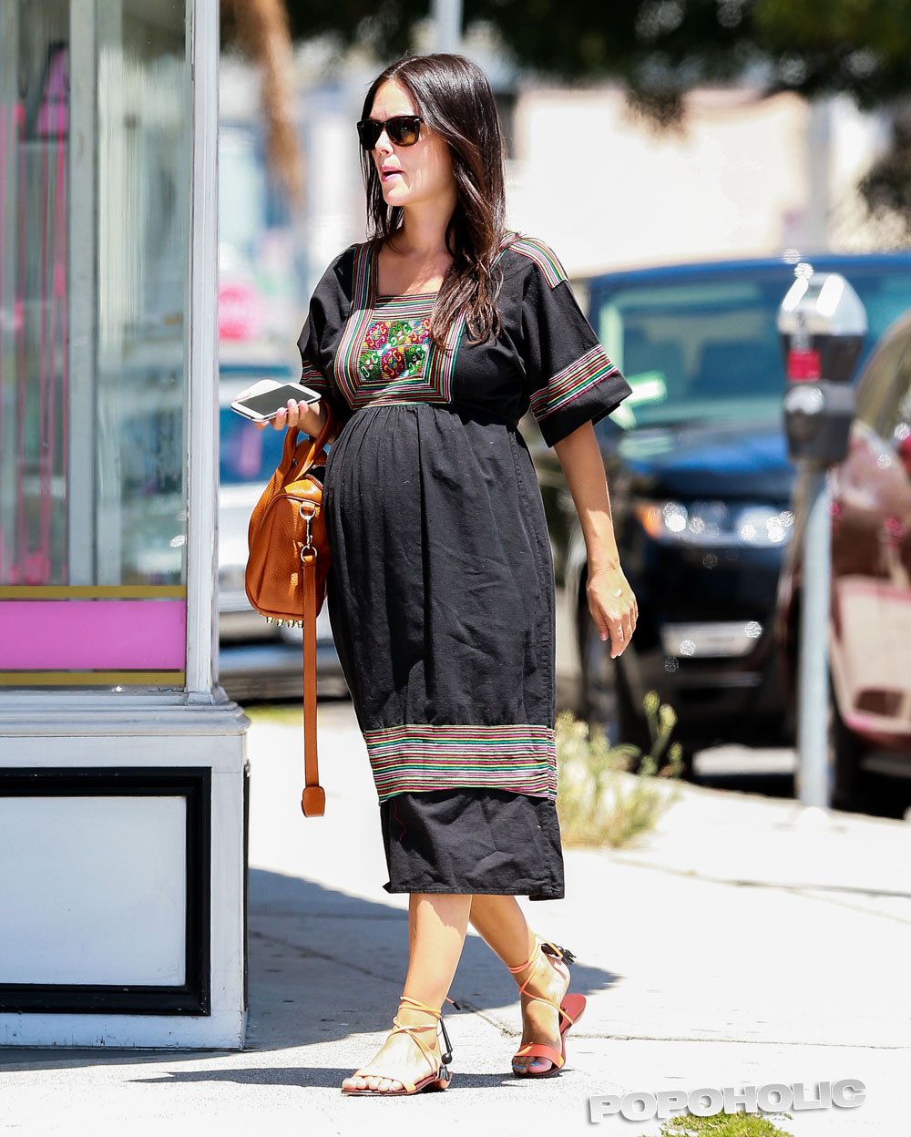 rachel-bilson-preg-mid-aug-12.jpg