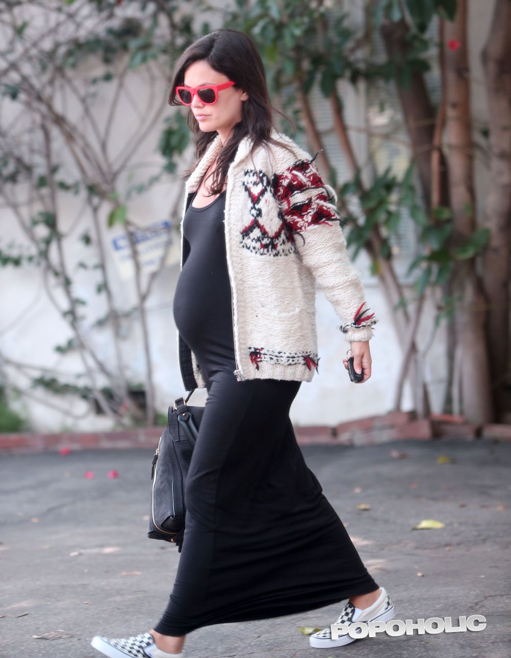 rachel-bilson-preg-augs-09.jpg