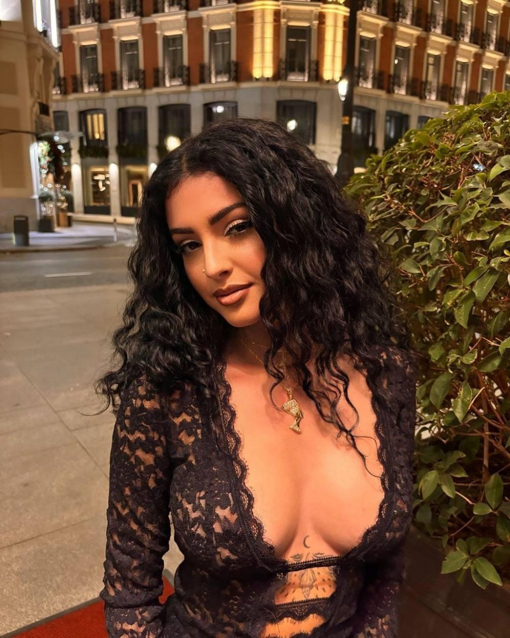 malu_trevejo_sexy_lace_mini_dress_onlyfans_set_leaked-RIWOJJ.jpg