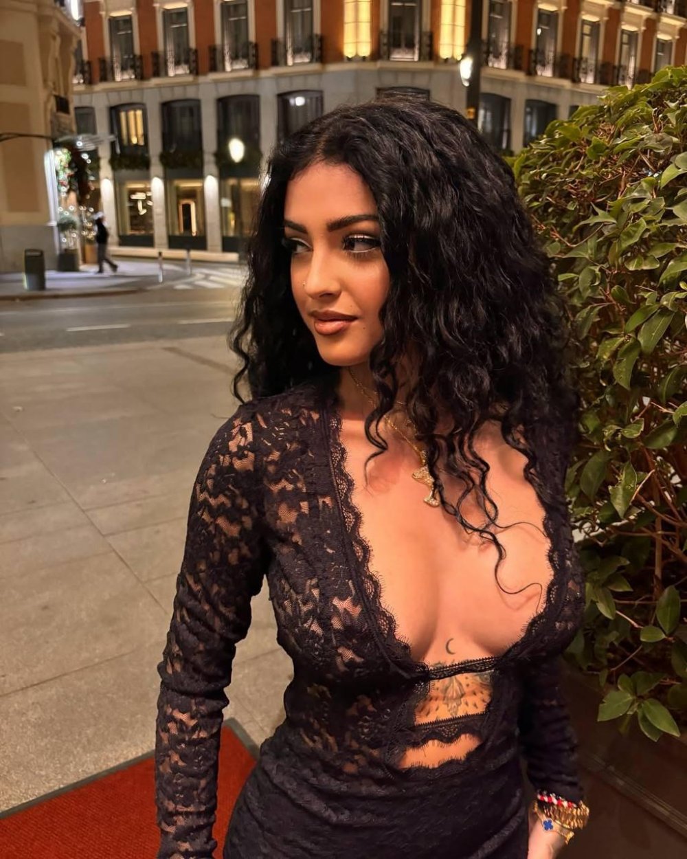 malu_trevejo_sexy_lace_mini_dress_onlyfans_set_leaked-PVWVAE.jpg