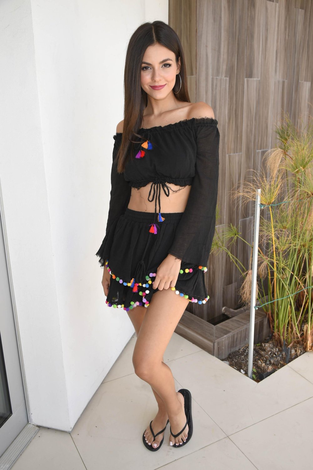 Victoria-Justice-Feet-2844576.jpg