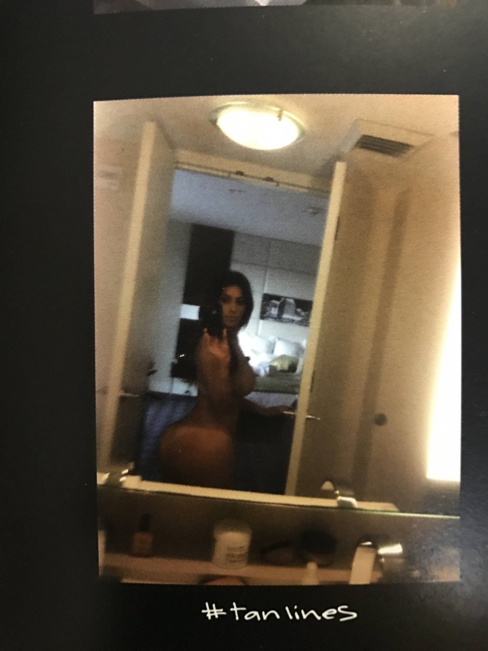 Kim Kardashian 162.jpg