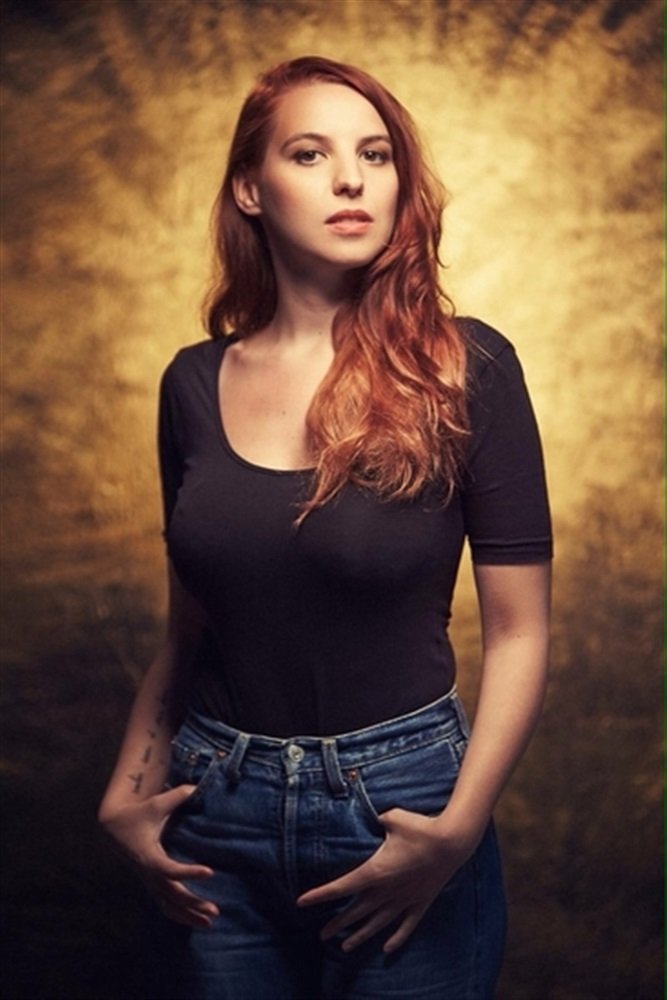 742279_4.jpg