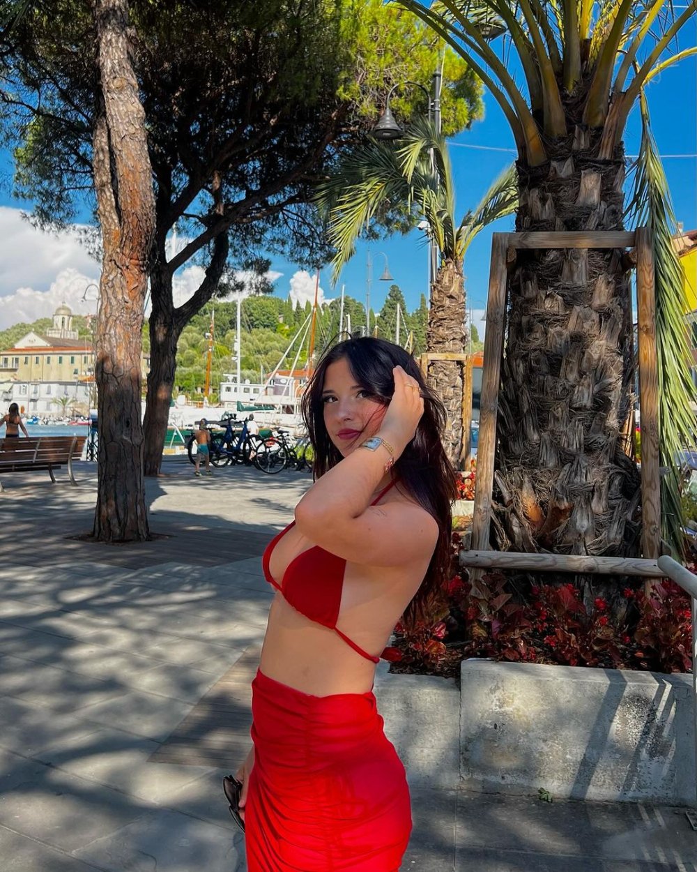 Voilà un p’tit post où je me trouve belle (pour une fois)avant le photo dump de l’Italie (2).jpg