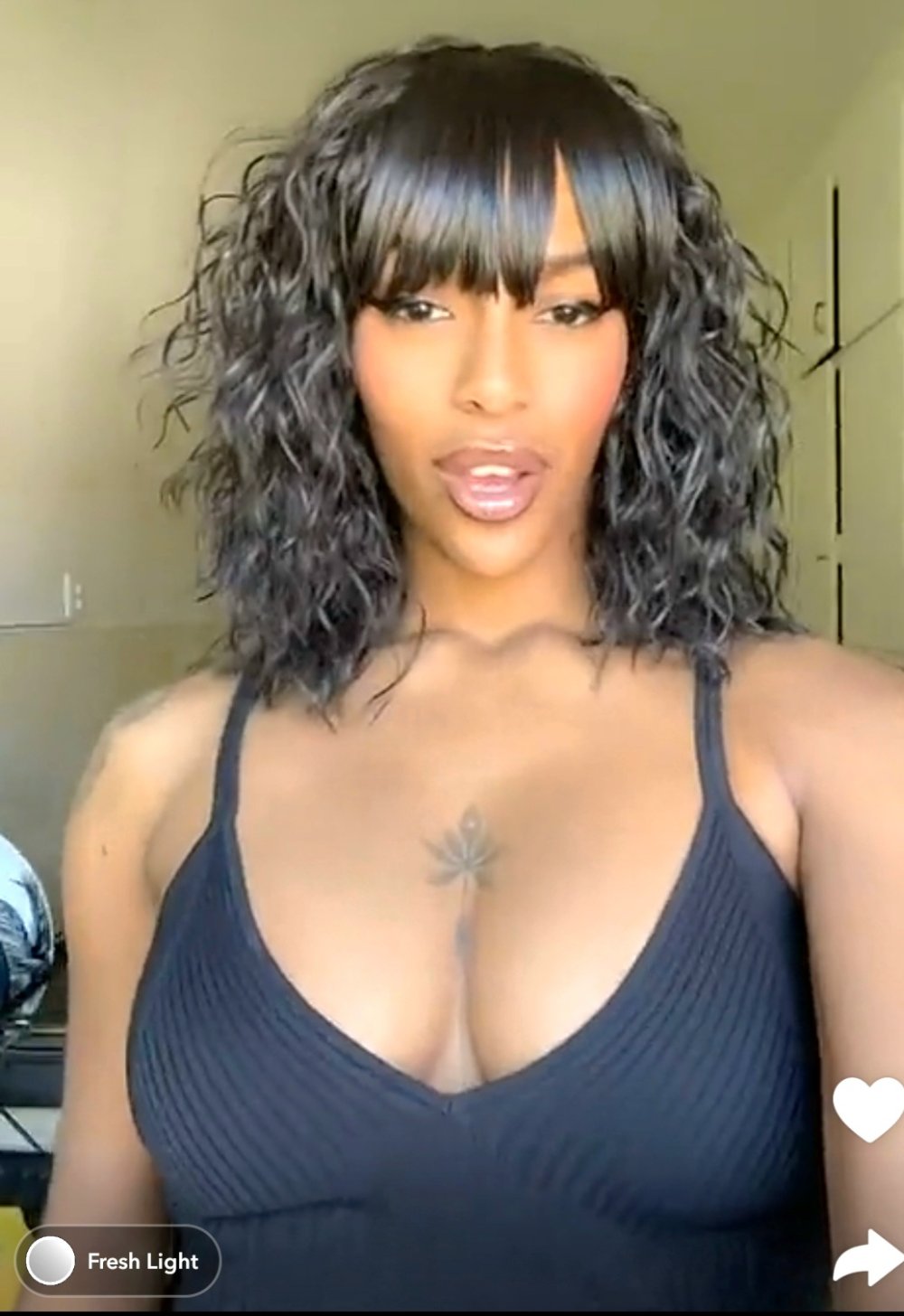 Screenshot_20250516_044119_Snapchat.jpg