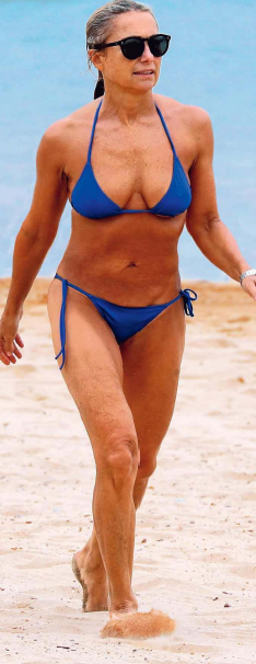 Anne So Bikini.PNG