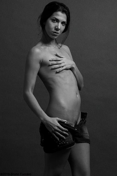 Giulia Ramires Nue Naked 5.JPG