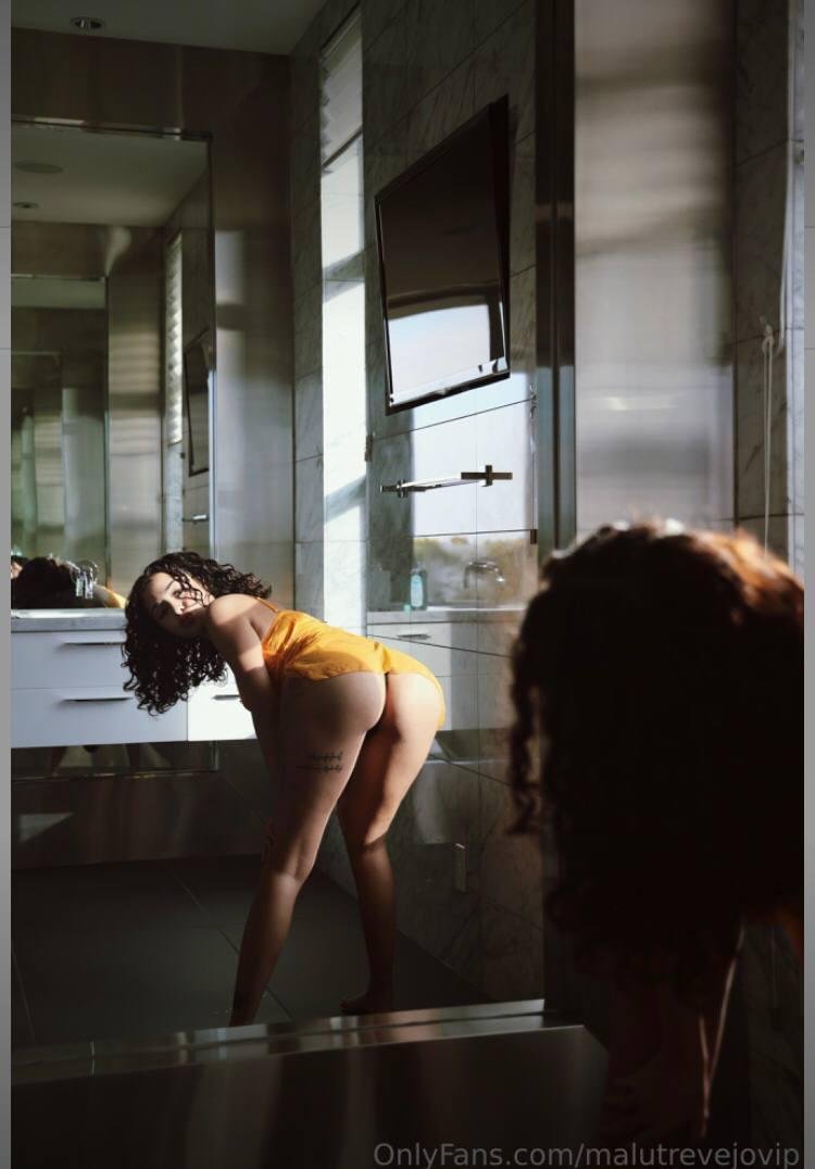 malu_trevejo_sexy_lingerie_teasing_onlyfans_set_leaked-GMGLZL.jpg