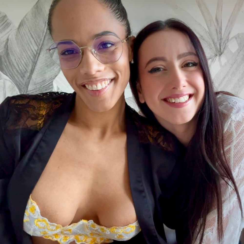 #54 Diana Lawrence & Hellolimoon2.png