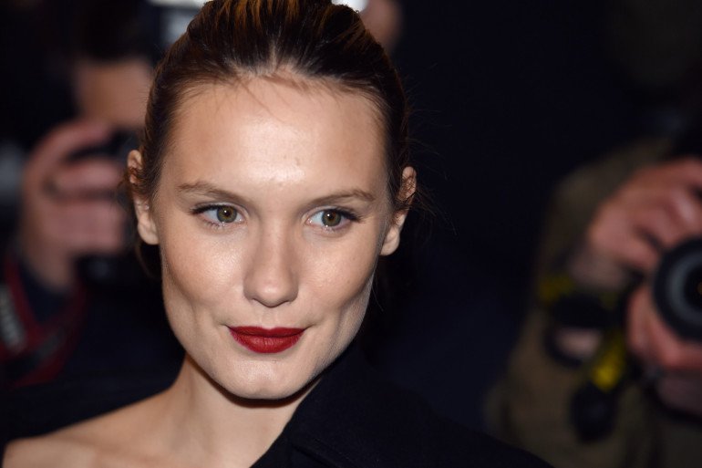 1148876-ana-girardot-a-accouche-de-son-premier-enfant-le-4-decembre-2020.jpg