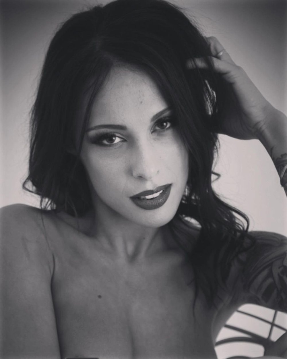 nikita_bellucci-photo-2021_07_10_16_04-2.jpg
