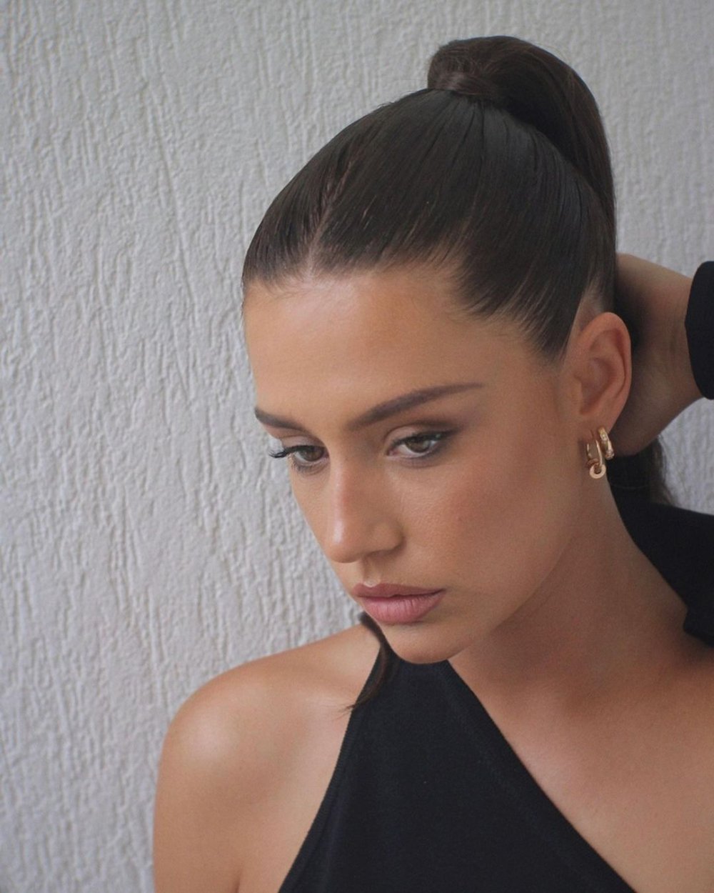 adeleexarchopoulos-post-2022_05_27_20_13-1.jpg