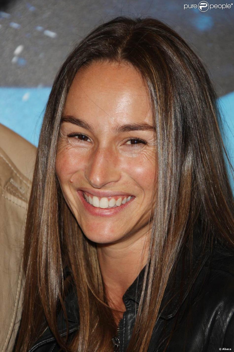 285457-vanessa-demouy-a-l-avant-premiere-de-950x0-3.jpg